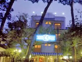 Hotel Falco リッチョーネ